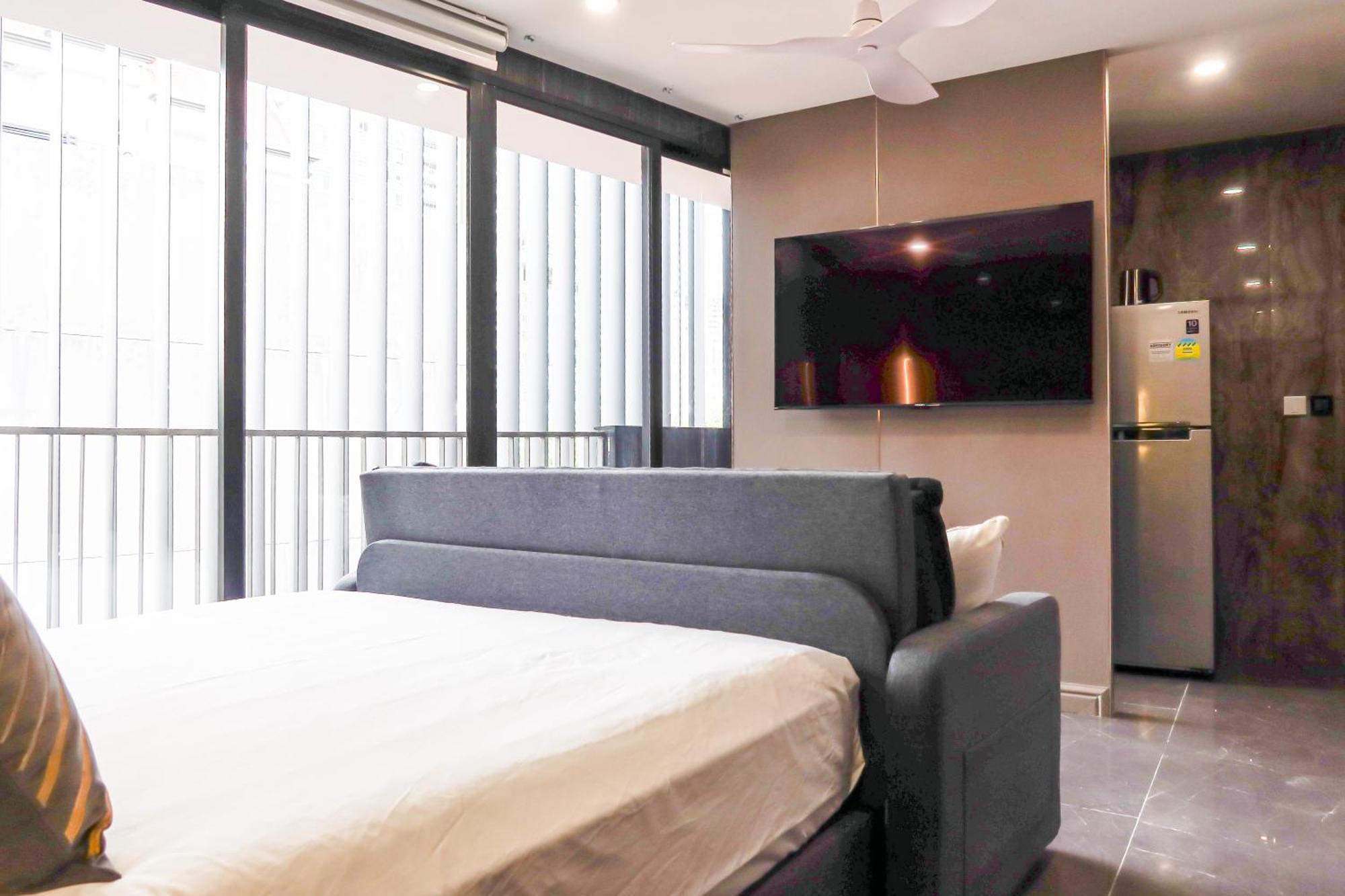 R Residences Apartment Singapore