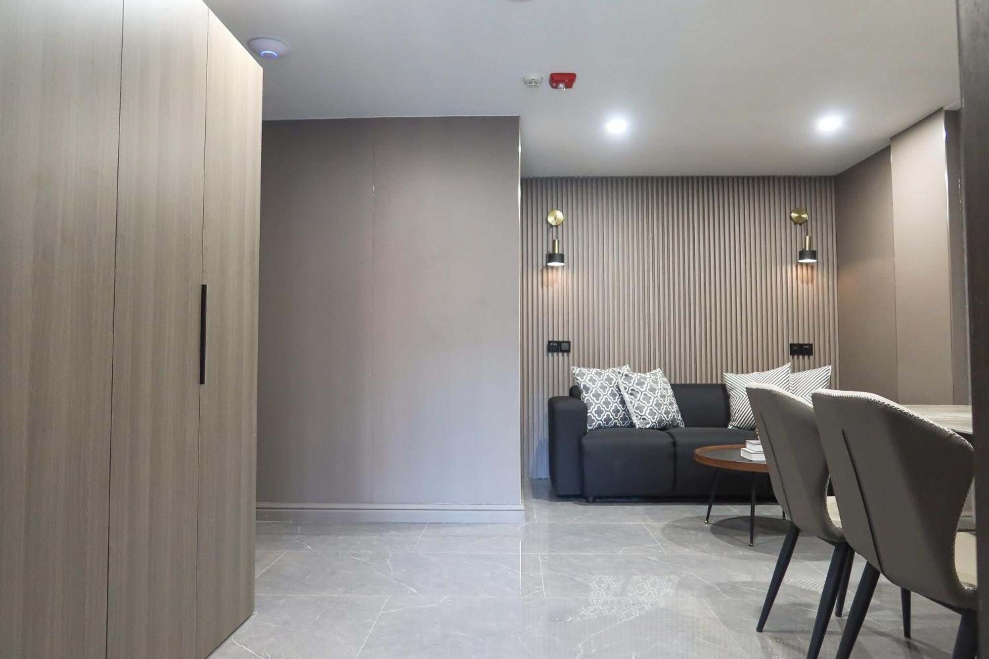 R Residences * Singapore