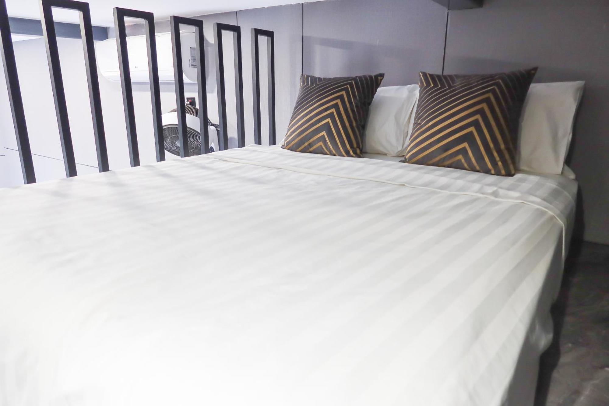 R Residences Apartment Singapore